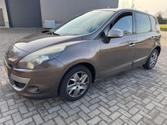 Renault Scénic - 1.6 dCi Parisiènne Navi CruiseC