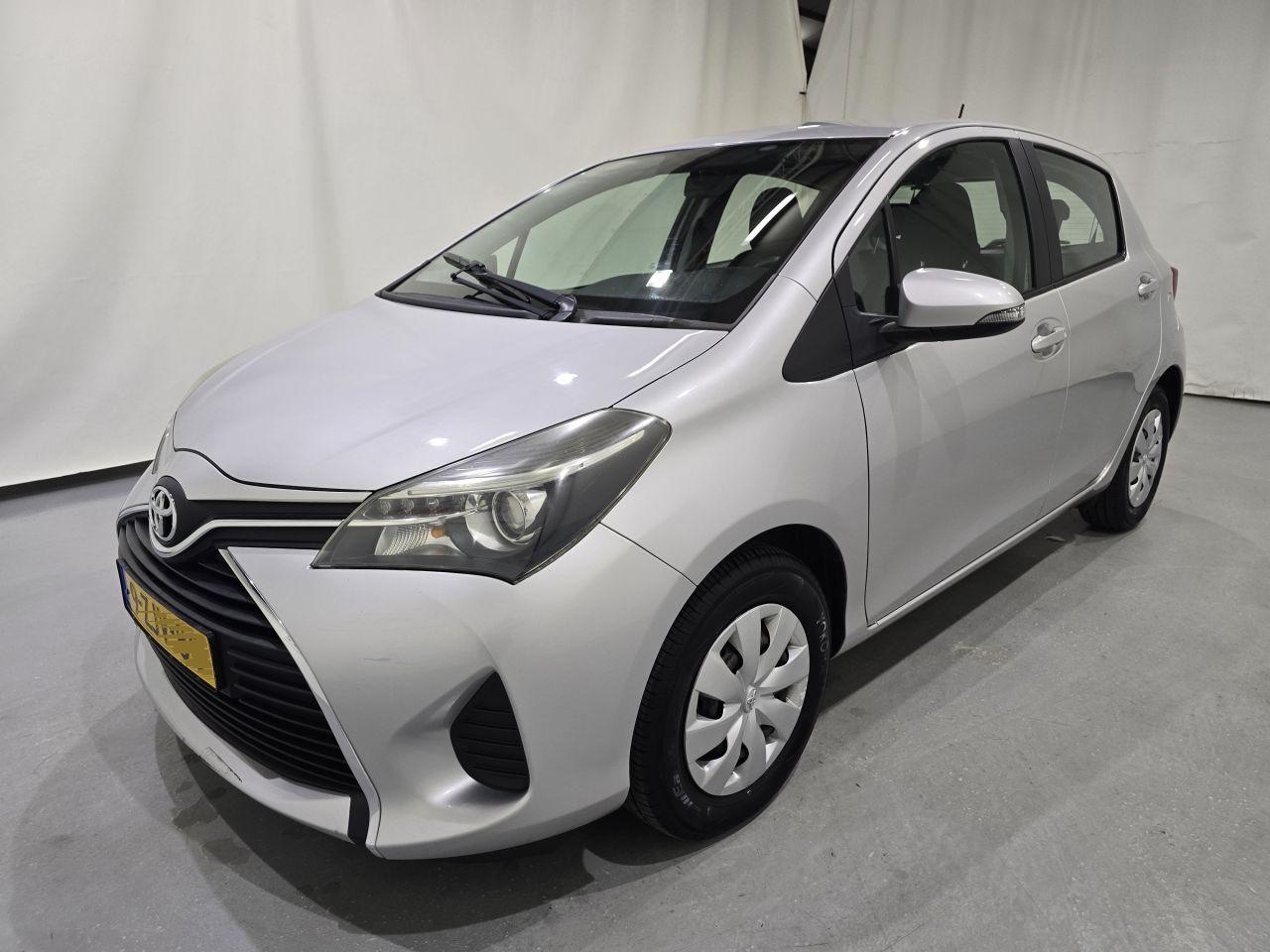 Toyota Yaris - 1.0 VVT-i Aspiration 5.Drs Bjr.2015 - AutoWereld.nl