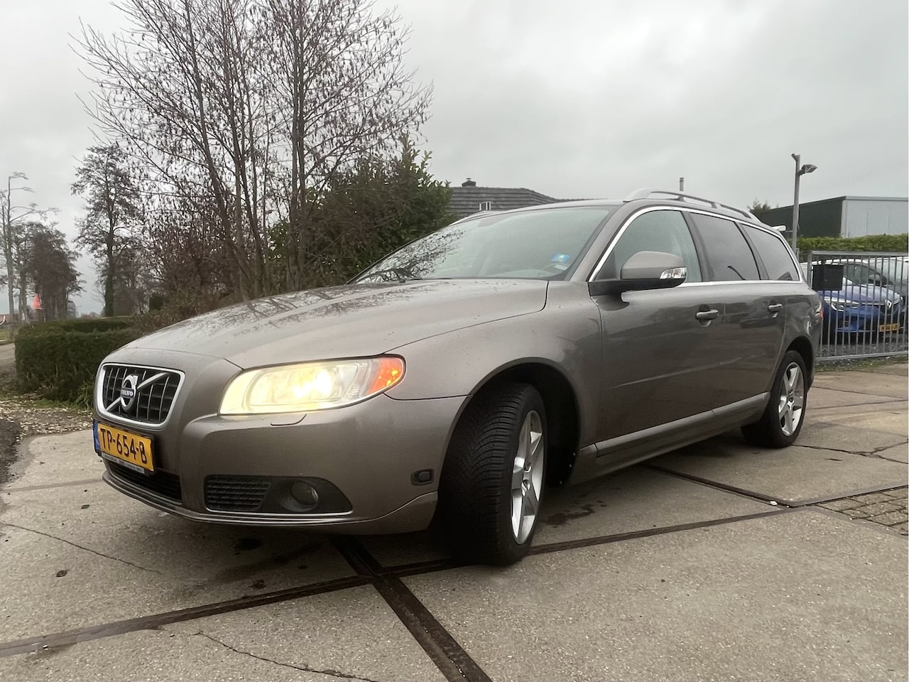 Volvo V70 - 2.5FT Summum 2.5FT Summum - AutoWereld.nl