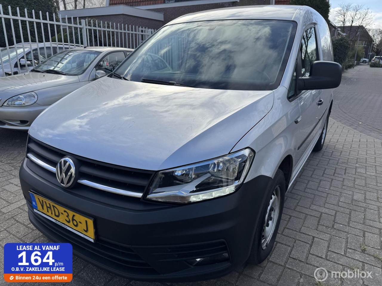 Volkswagen Caddy Maxi - Bestel 2.0 TDI L2H1 BMT - AutoWereld.nl