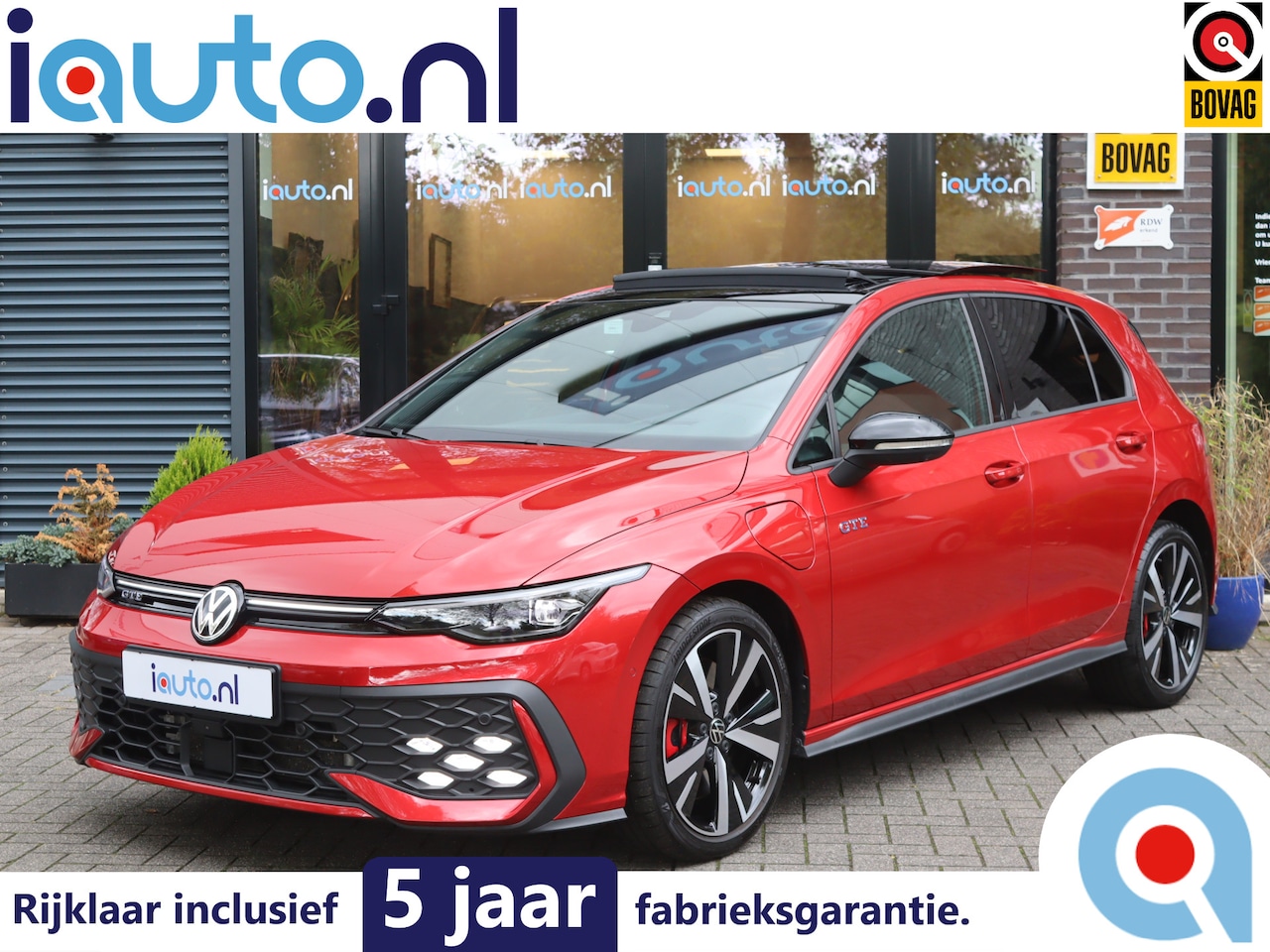 Volkswagen Golf - 1.5 eHybrid 272pk GTE Black Style Pano/Leder/IQ.Light/360/Head-up/DCC/Keyless/Elek. stoel+ - AutoWereld.nl