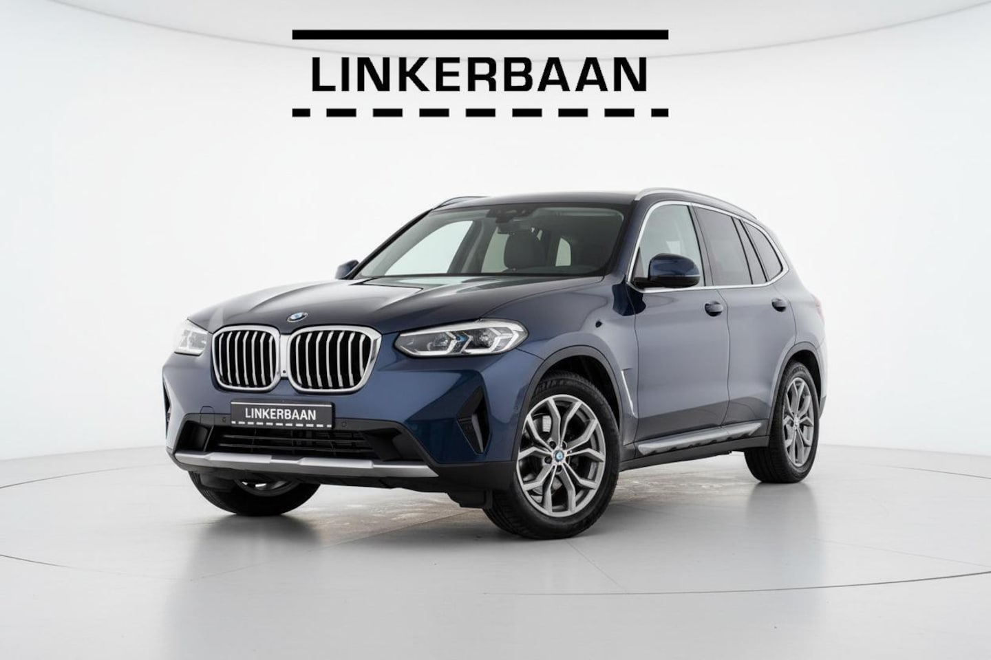 BMW X3 - xDrive20i | Laser | Camera | Alarm | PDC | DAB | NL Auto | - AutoWereld.nl