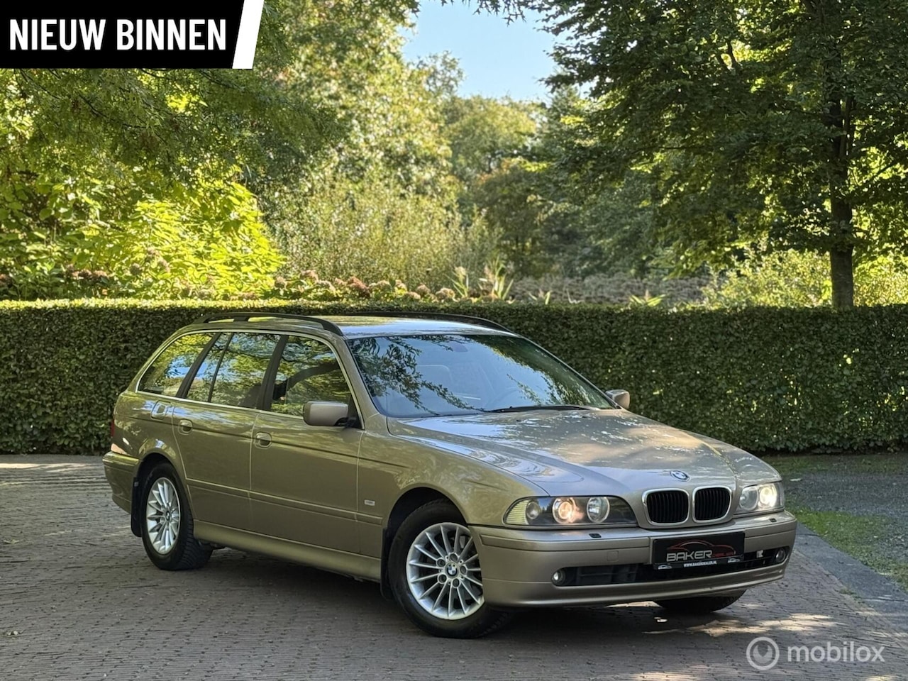 BMW 5-serie Touring - 525i Executive - Xenon - Leder - - AutoWereld.nl