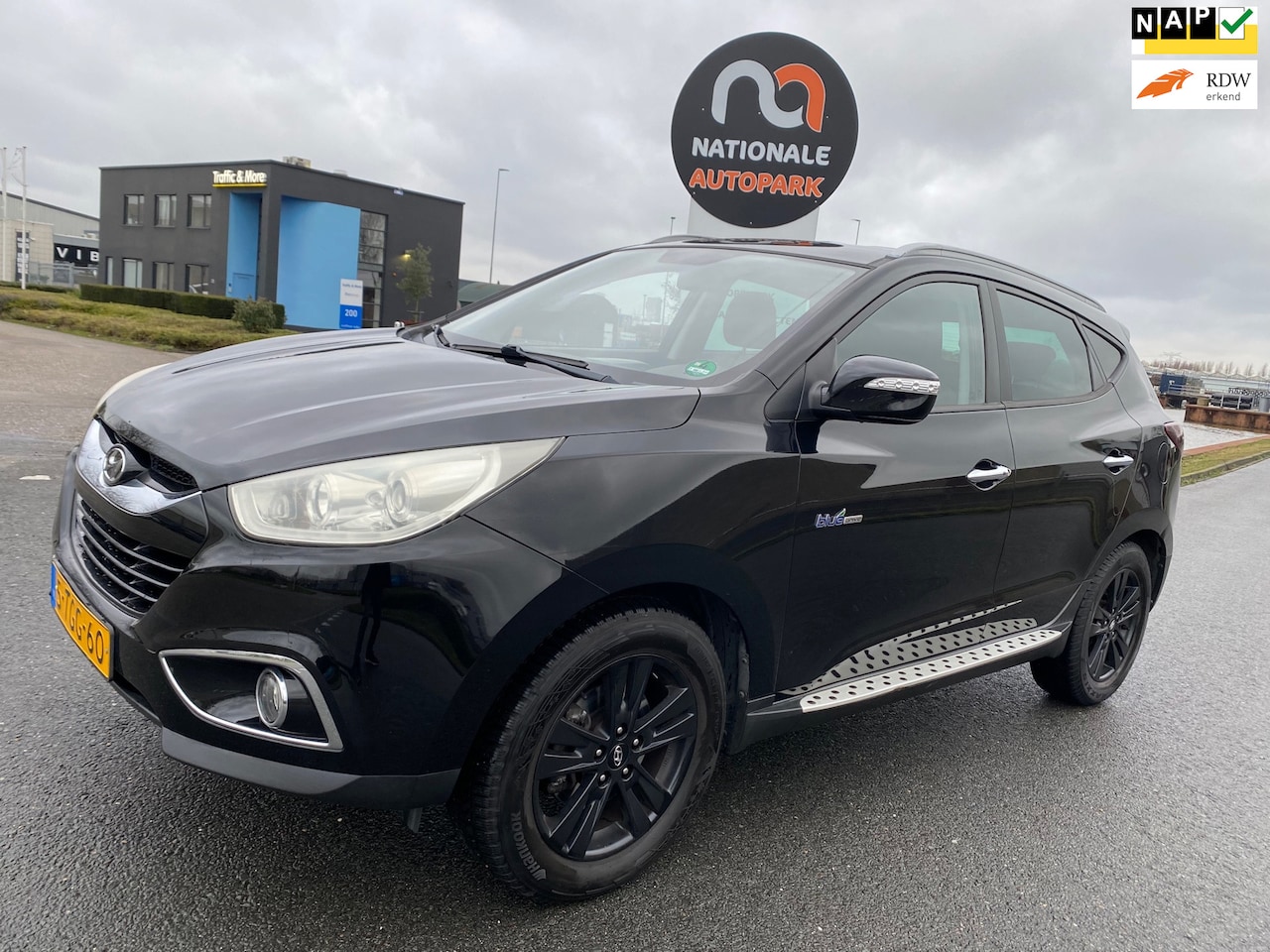 Hyundai ix35 - 2014 * 1.6i GDI Style * SIDE BARS * LMV * APPLE CARPLAY * ANDROID AUTO * CAMERA - AutoWereld.nl