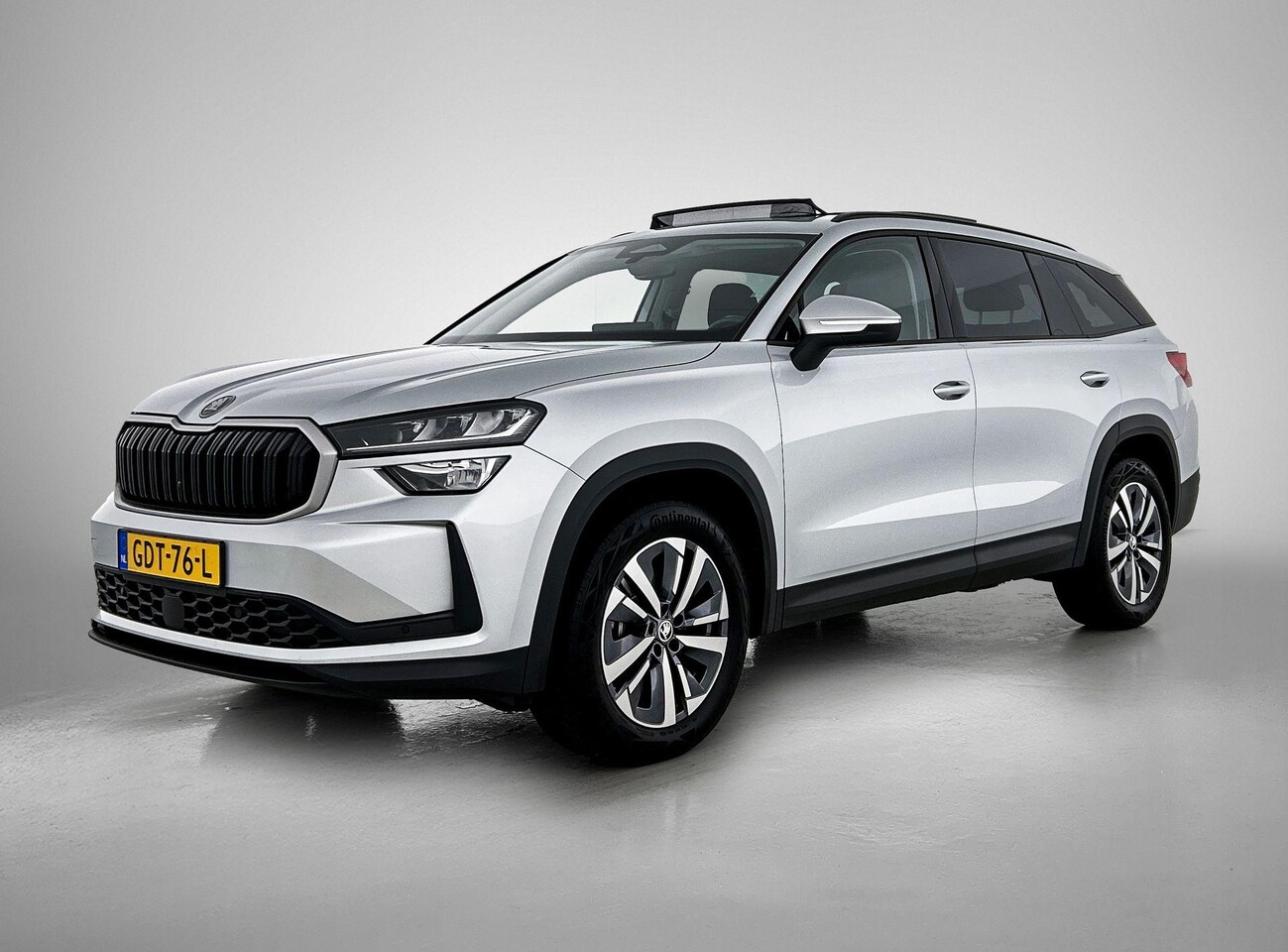 Skoda Kodiaq - 1.5 TSI MHEV Business Edition 7p. Metallic lak | 7 zitter | Panorama dak | Akoestisch Pakk - AutoWereld.nl