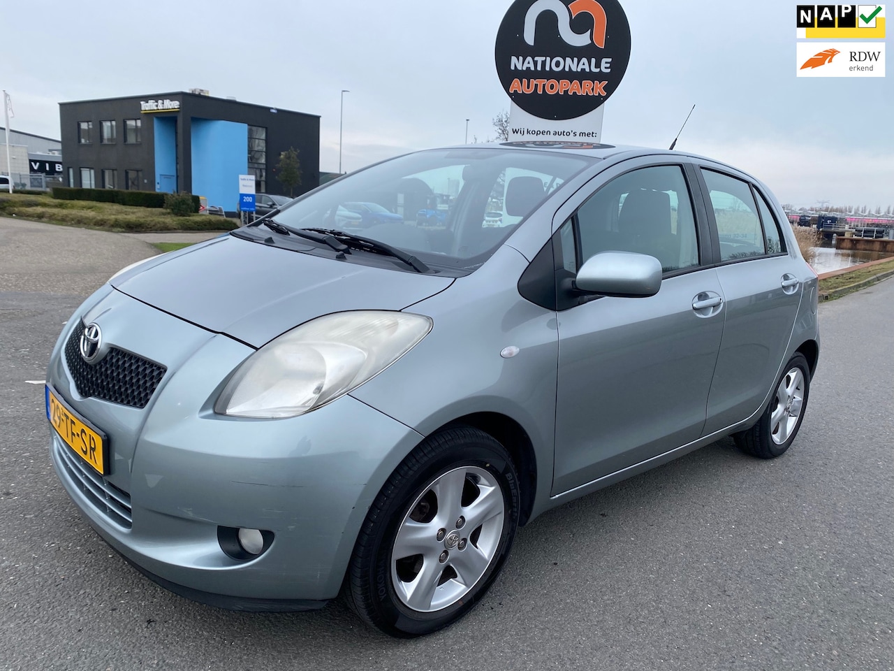 Toyota Yaris - | 2006 | 1.3 VVTi Luna | APK - AutoWereld.nl