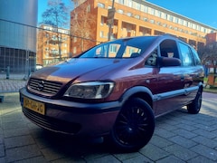 Opel Zafira - 1.8-16V Automaat 7Persoons Carplay
