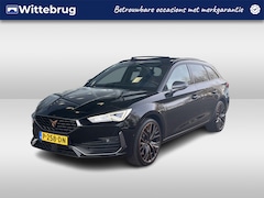 CUPRA Leon Sportstourer - 1.4 e-Hybrid DSG VZ Copper Edition / Panorama dak / Achteruitrij camera / Geheugenstoelen