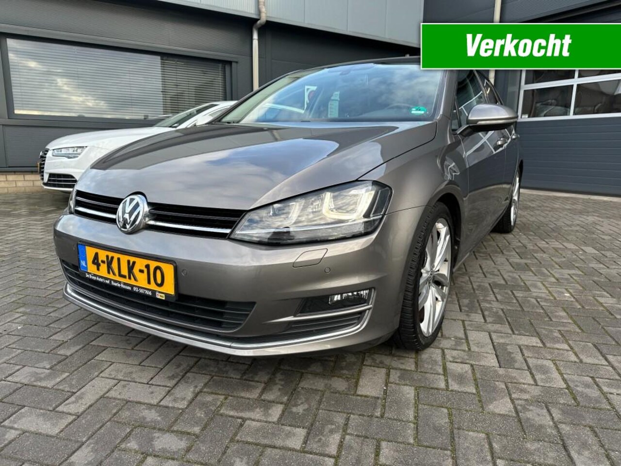 Volkswagen Golf - 1.4 TSi Highline met NAP, navigatie, cruise control, PDC, trekhaak - AutoWereld.nl
