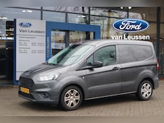 Ford Transit Courier - 100PK TREND BENZINE MARGE AIRCO CAMERA NAVI STOELVERWARMING 1e EIGENAAR