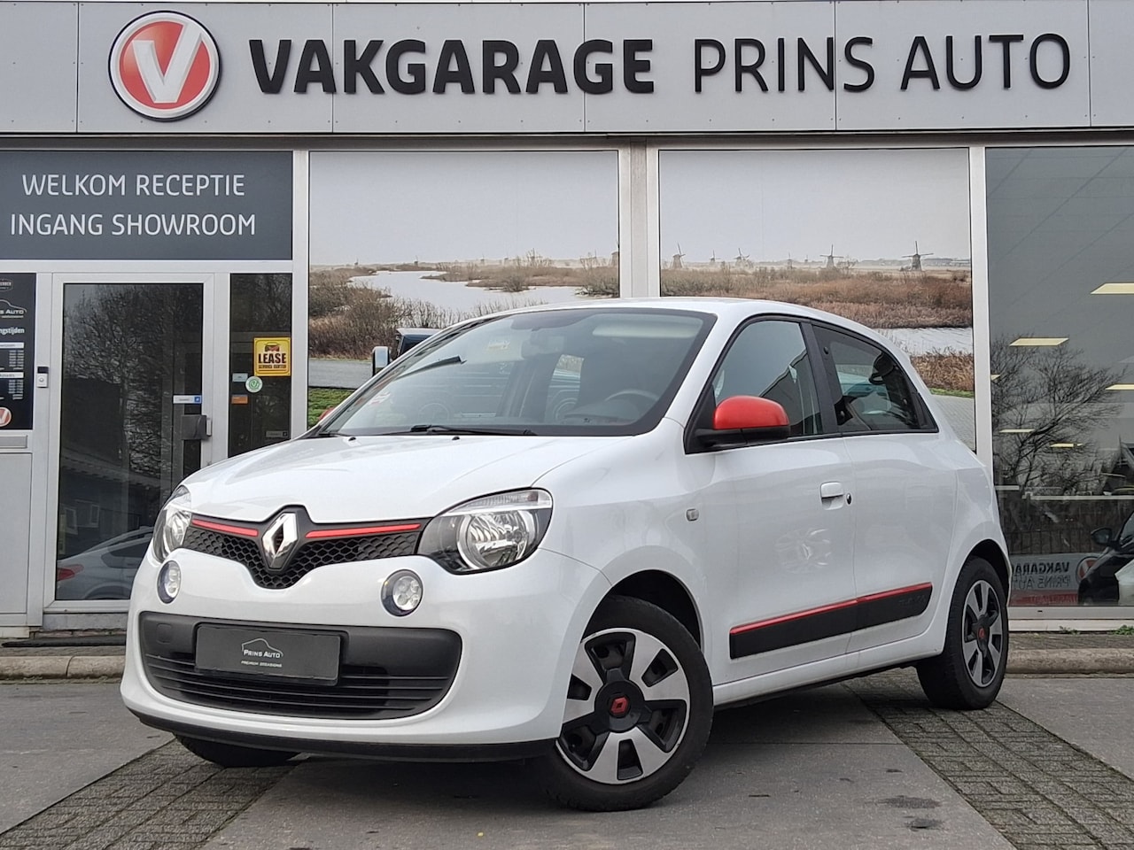 Renault Twingo - 1.0 SCe Expression |CRUISE|CLIMA|MULTI-STUURWIEL| 4171 - AutoWereld.nl