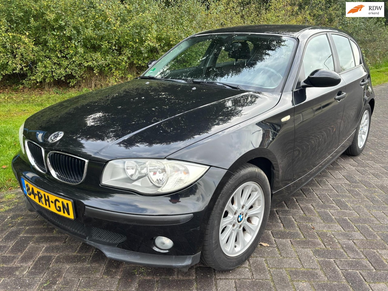BMW 1-serie - 116i | Airco | Nieuwe APK | Motorstoring! - AutoWereld.nl