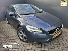 Volvo V40 - 2.0 T3 Momentum Navi / Cruise / LED / PDC / Stoelverwarming
