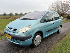 Citroën Xsara Picasso - 1.8i-16V Différence 2