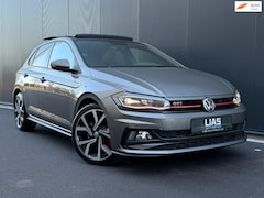 Volkswagen Polo - 2.0 GTI Full options / PANO / DSG / Keyless / Alcantara stoelen / Beats audio / Automatisc