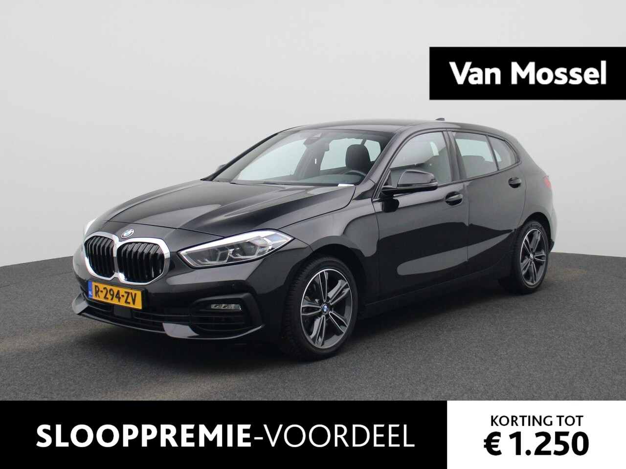 BMW 1-serie - 118i Introduction Edition SPORT AUTOMAAT | HALF-LEDER | NAVIGATIE | PARKEERSENSOREN - AutoWereld.nl
