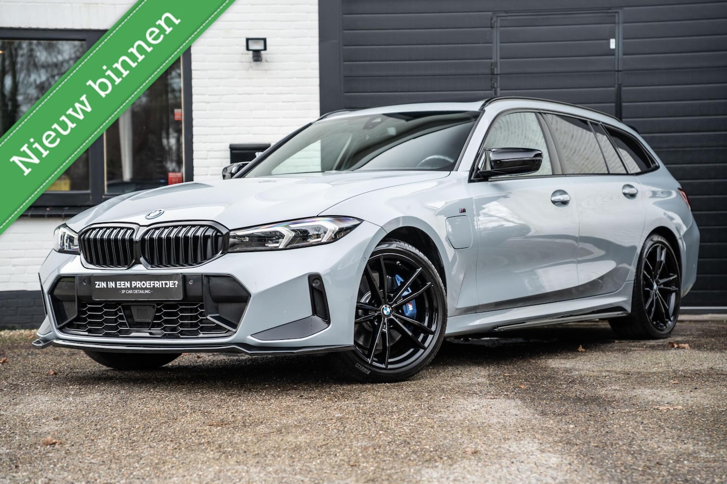 BMW 3-serie Touring - 330e xDrive M Perf Stoelen Pano HUD - AutoWereld.nl