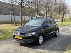 Volkswagen Polo - 1.4-16V Comfortline*AUTOMAAT*PARKEERSENSOR