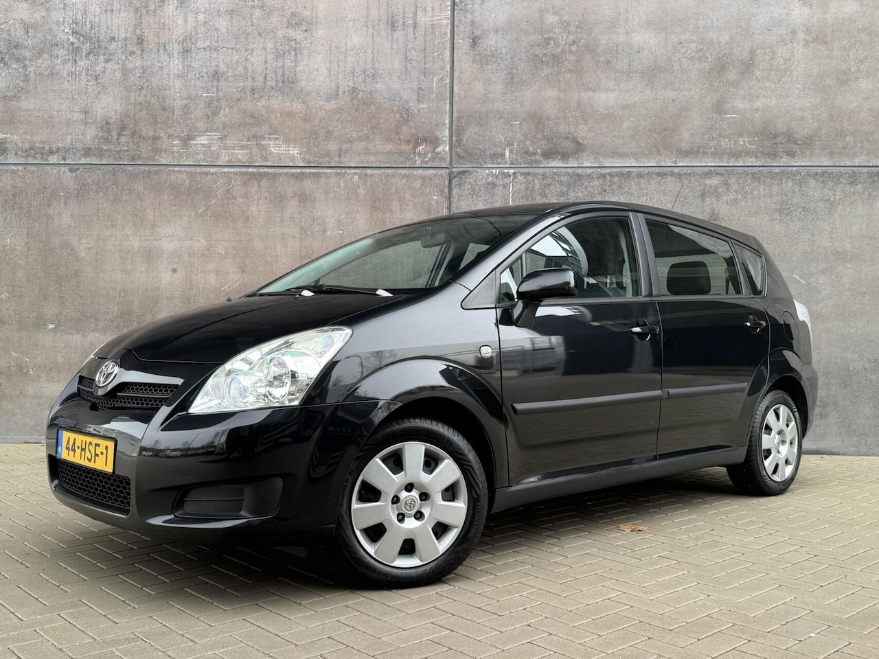 Toyota Verso - 1.6 VVT-i Terra APK 02-2027 | Trekhaak | 1ste Eigenaar! | Dealer onderhouden | - AutoWereld.nl