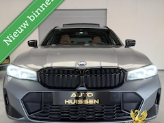 BMW 3-serie Touring - 330e M Pano HeadUp Kuip+Memory Keyless