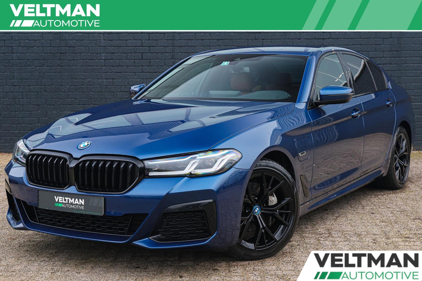 BMW 5-serie - 545e xDrive M-SPORT LASER HARMAN KARDON CARPLAY CAMERA - AutoWereld.nl
