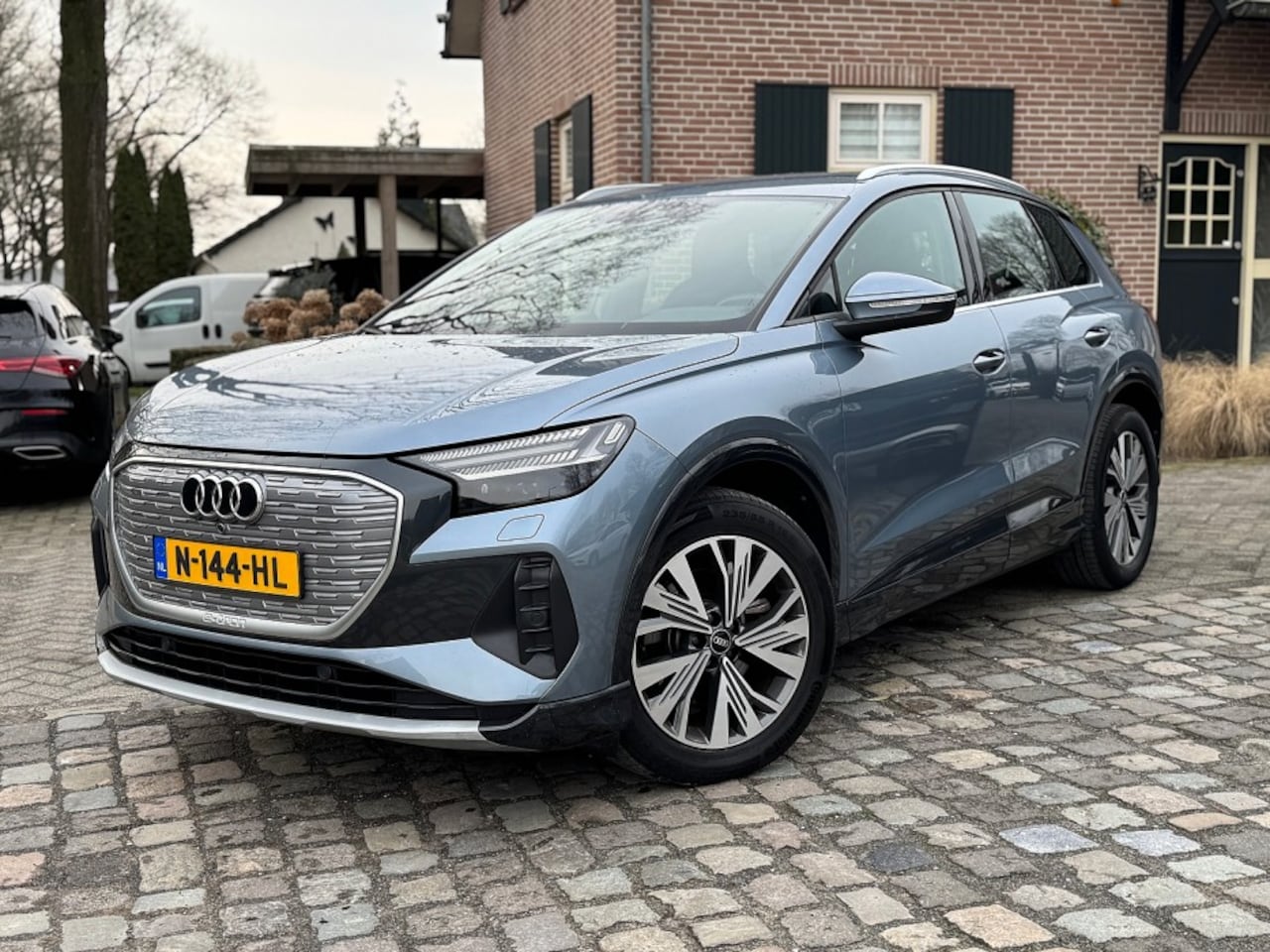 Audi Q4 e-tron - 35 Launch edition Advanced 55 kWh zwartleer,lmv,led,navi,digidash - AutoWereld.nl