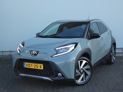 Toyota Aygo X - 1.0 VVT-i MT 72pk S-CVT Envy /1800 km
