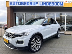 Volkswagen T-Roc - 1.0 TSI Style Panoramadak Adaptive Cruise Control