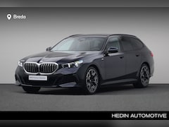 BMW 5-serie Touring - 530e M Sport Edition | M-Sport | Trekhaak | Driving Assistant Plus | Parkeerhulpsysteem |