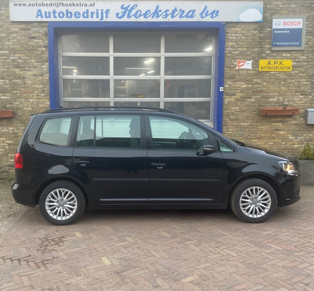 Volkswagen Touran - 1.2 TSI Trendline BlueMotion 1.2 TSI Trendline BlueMotion - AutoWereld.nl