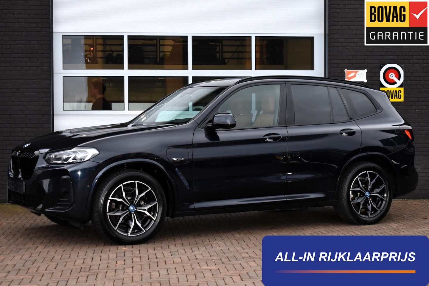 BMW X3 - xDrive30e Plugin Hybrid 292PK Aut. M-Sport Facelift | Leder | Navi | Camera | Trekhaak | I - AutoWereld.nl