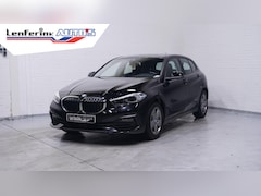 BMW 1-serie - 118i Advantage Led koplampen Stoelverwarming Apple Carplay Camera Navi