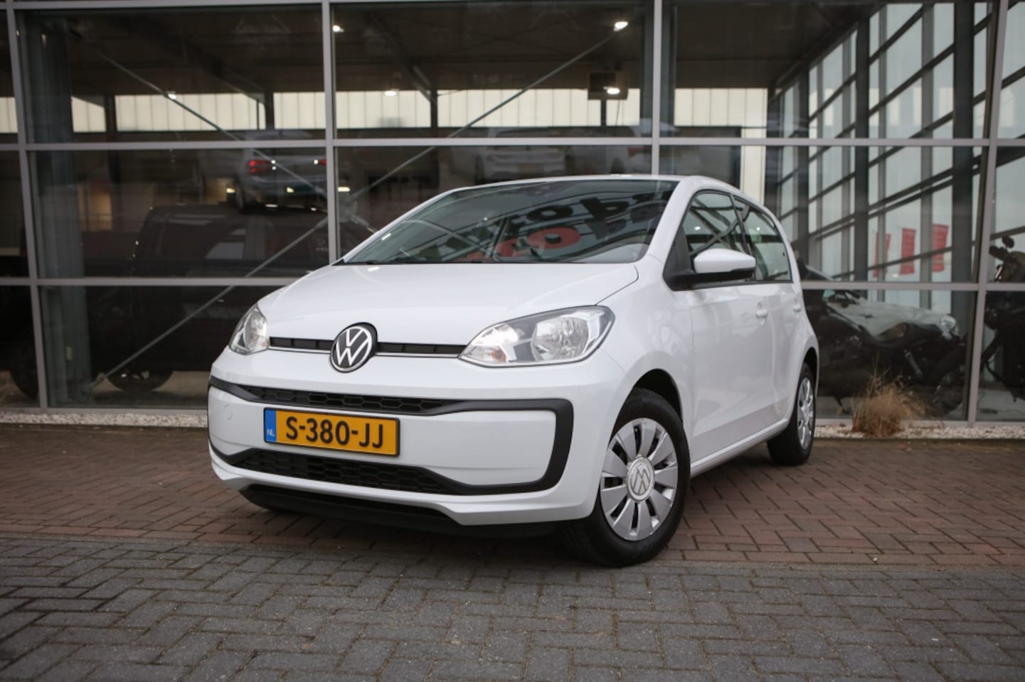 Volkswagen Up! - 1.0 | BTW! | - AutoWereld.nl
