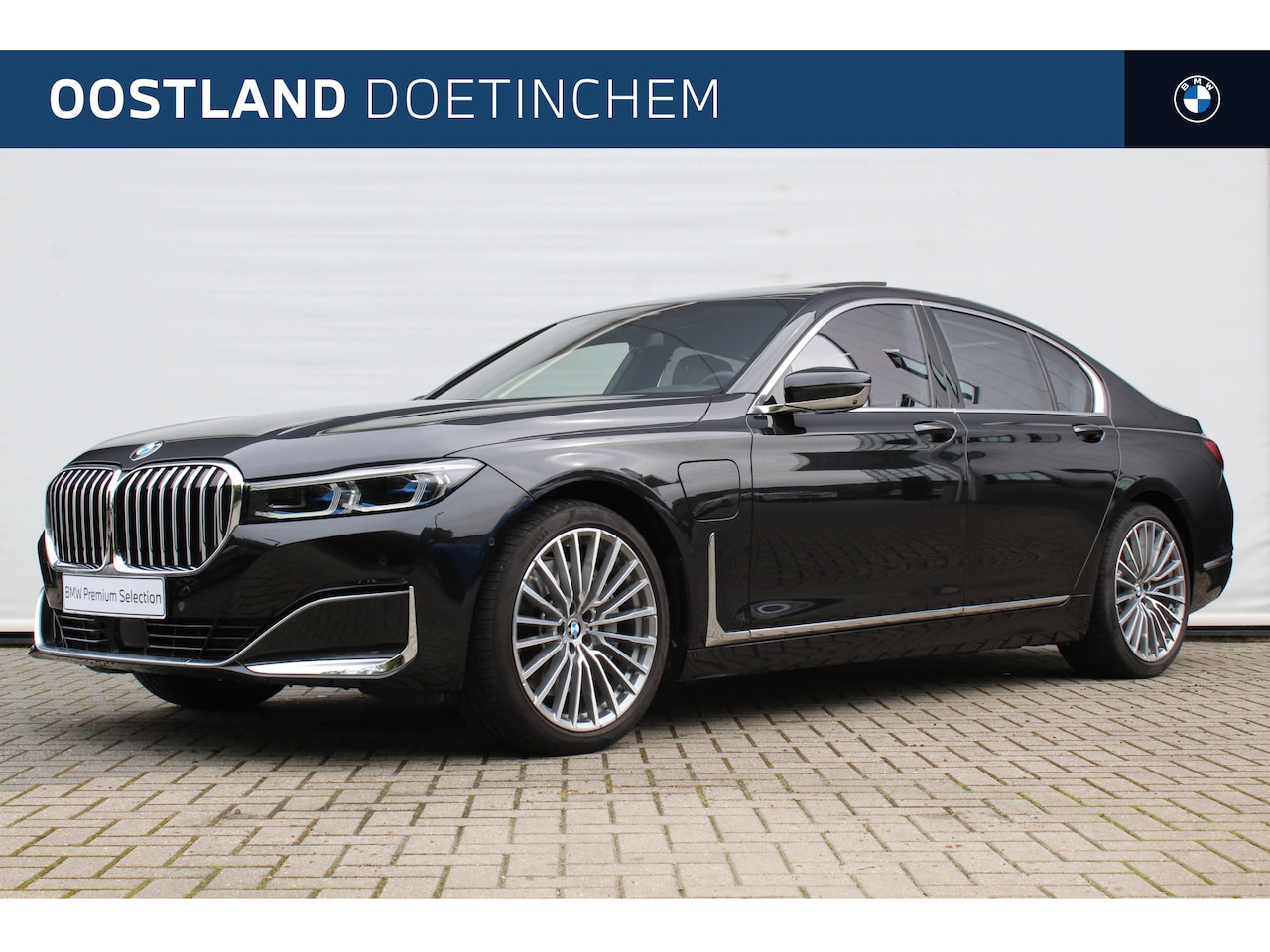 BMW 7-serie - 745e High Executive Automaat / Panoramadak / Sportstoelen / Comfort Access / Head-Up / M A - AutoWereld.nl