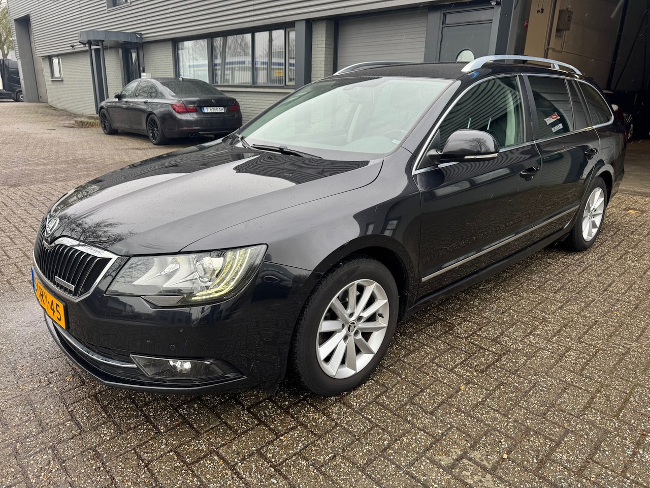 Skoda Superb Combi - 1.6 TDI Ambition 1.6 TDI Ambition - AutoWereld.nl