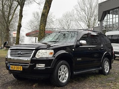 Ford Explorer - 4.0 V6 XLT 4X4 44.000KMS 7 zits