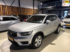 Volvo XC40 - 2.0 T4 AWD Momentum