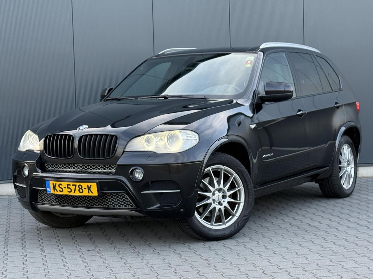 BMW X5 - xDrive30d High Executive Goed Onderhouden - Leder - Sport Pakket - AutoWereld.nl