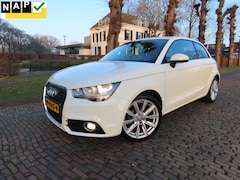 Audi A1 - 1.2 TFSI Attraction Pro Line Business Airco Cruisecontrol Navigatie Bleutooth Lm Velgen