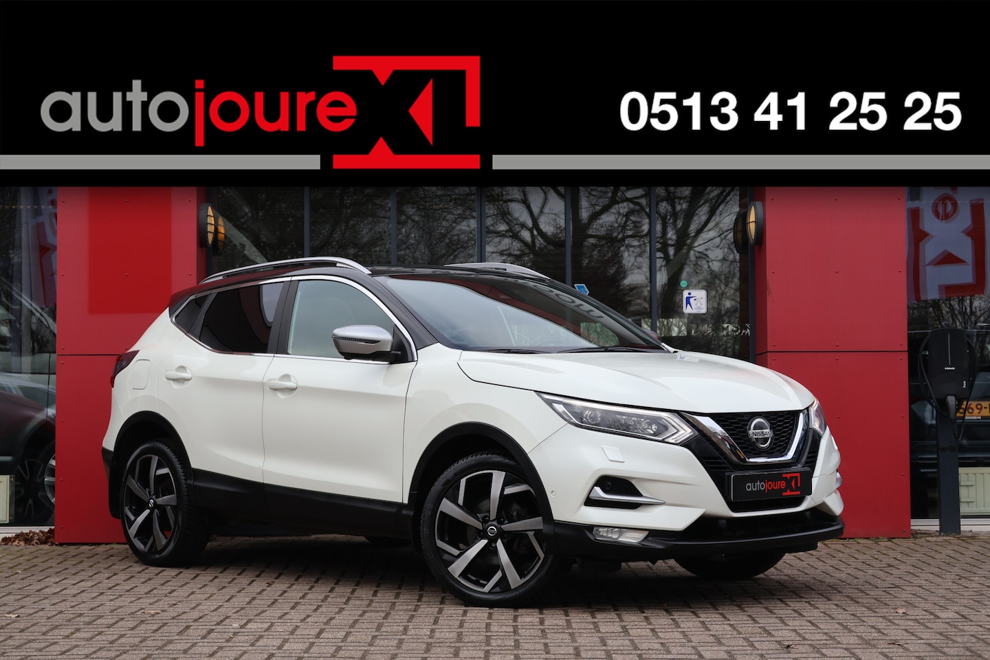 Nissan Qashqai - 1.6 Tekna + | Panoramadak | Leder | Trekhaak | 360° Camera | Cruise Control | Bose Audio | - AutoWereld.nl