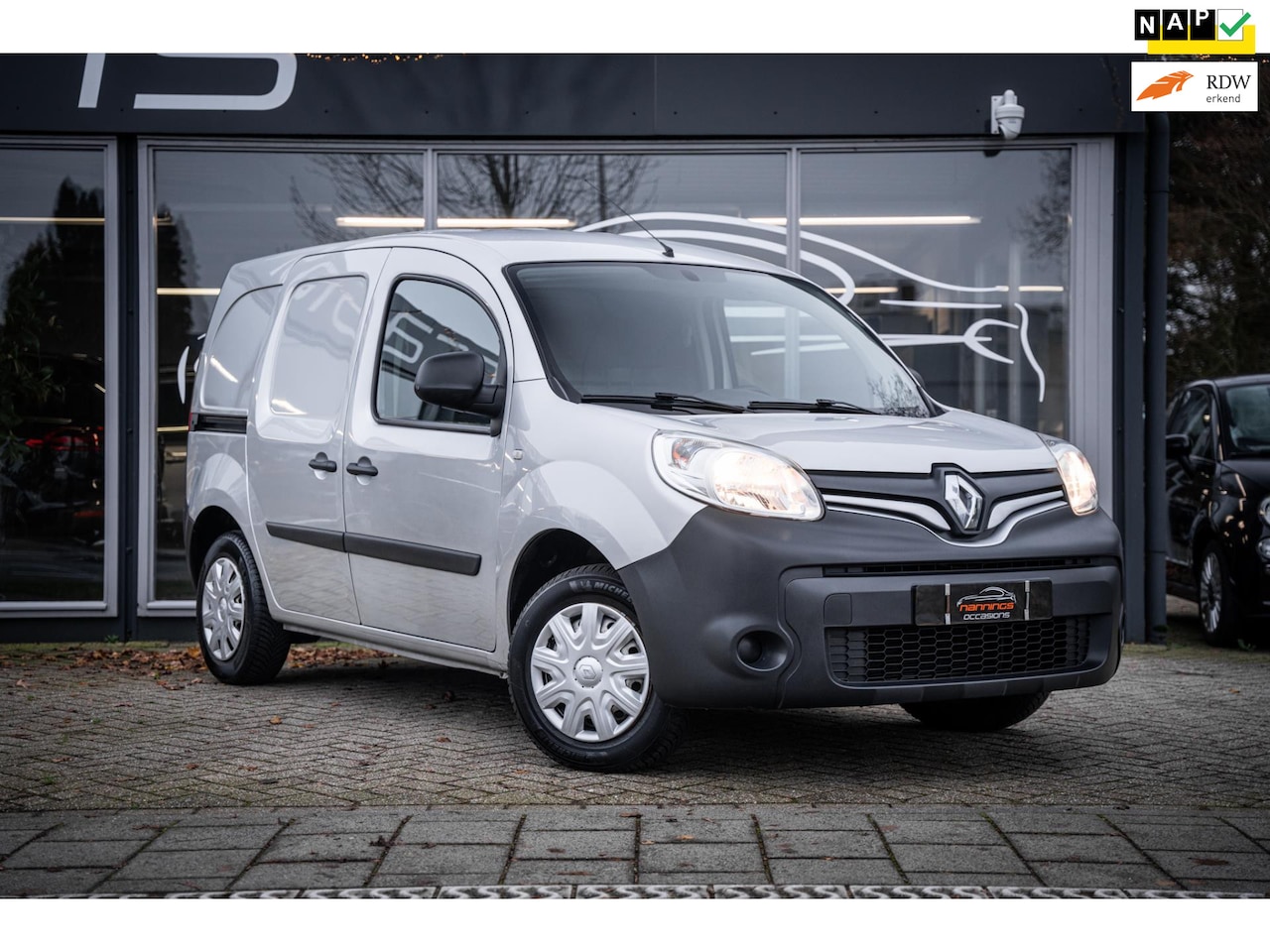 Renault Kangoo - 1.5 dCi 75 Energy Comfort|Cruise|Navi|Trekh|Parkeersensoren|Airco| - AutoWereld.nl