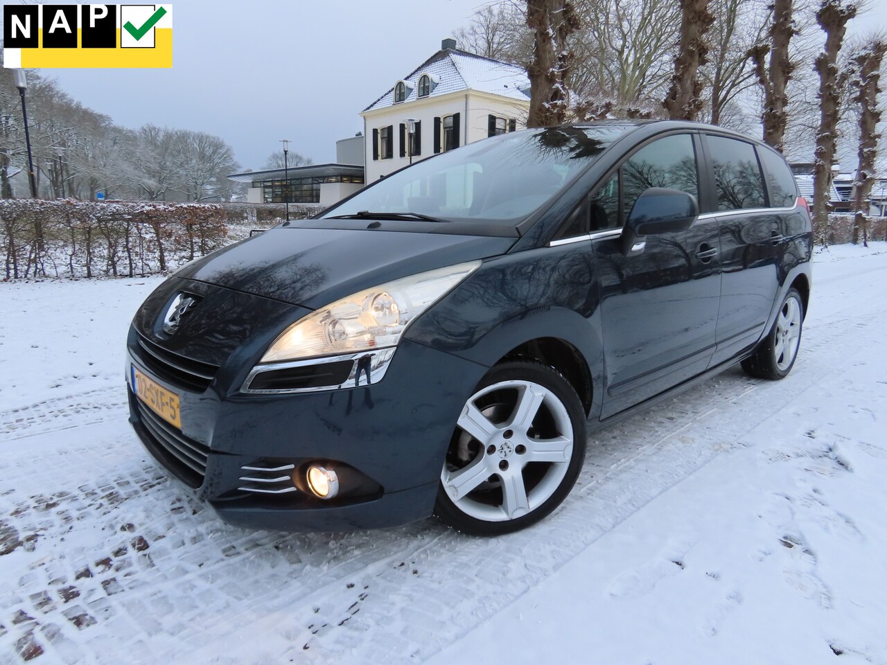 Peugeot 5008 - 1.6 VTi Blue Lease 5p. Ecc Cruisecontrol Schuifkanteldak 2x Navigatie Lm Velgen Trekhaak - AutoWereld.nl