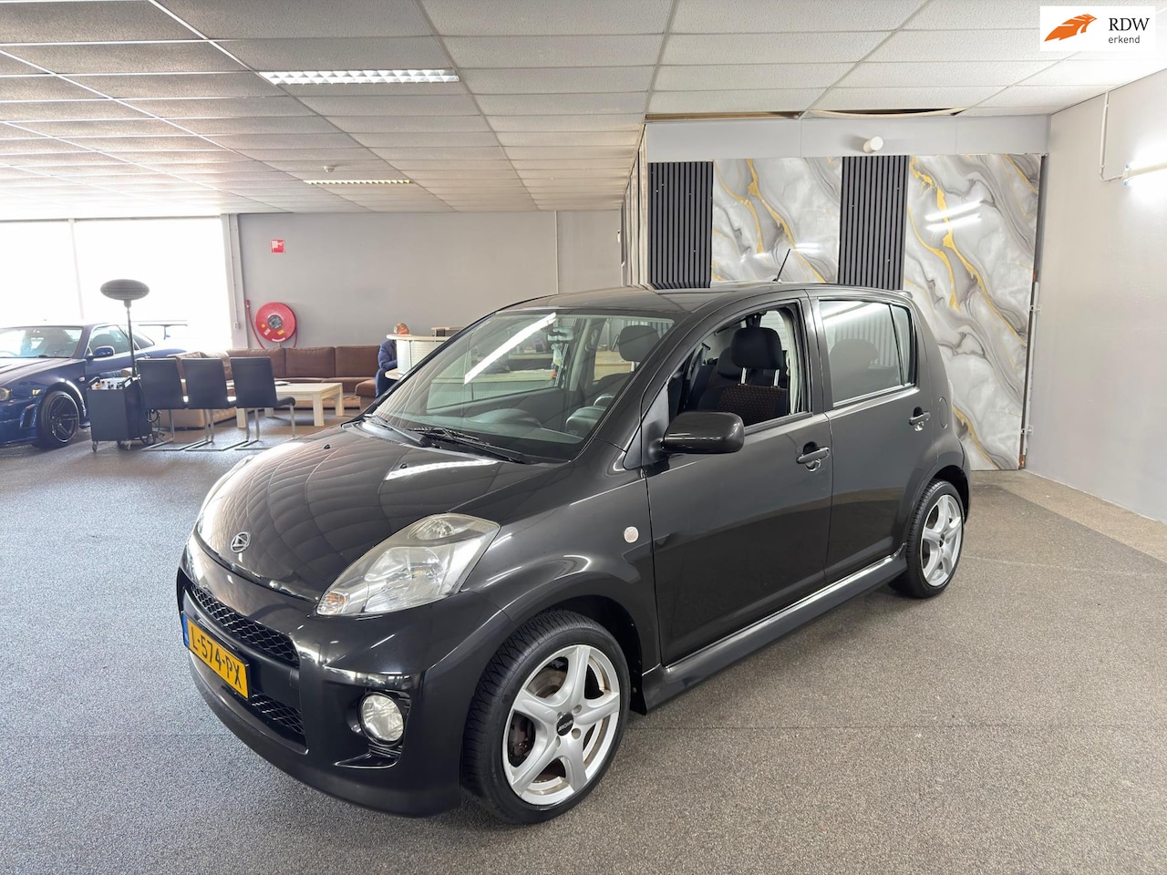Daihatsu Sirion 2 - 1.5-16V Sport Apk Nieuw,Airco,E-Ramen,N.A.P,Lm velgen,5Deurs,2 Sleutels+Boekjes,Topstaat!! - AutoWereld.nl