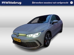 Volkswagen Golf - 1.4 eHybrid 245pk GTE DSG Automaat / Panorama dak / LED Matrix IQ / Camera / Parkeersensor