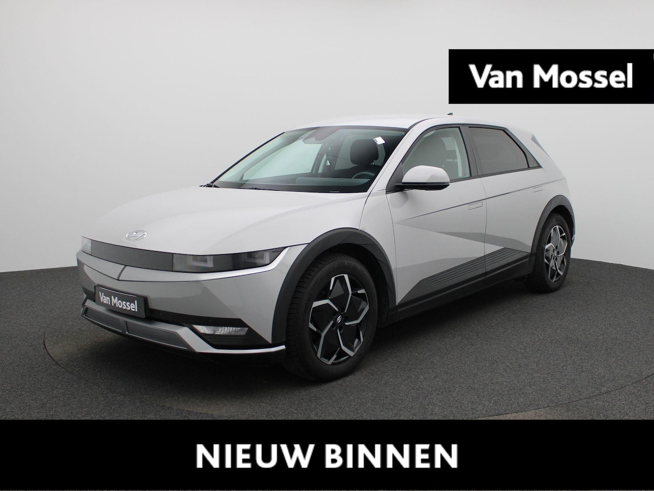 Hyundai IONIQ 5 - Core Elektr. bed. achterklep| Climate Control / ECC | Licht metalen velgen 19 inch | Cruis - AutoWereld.nl