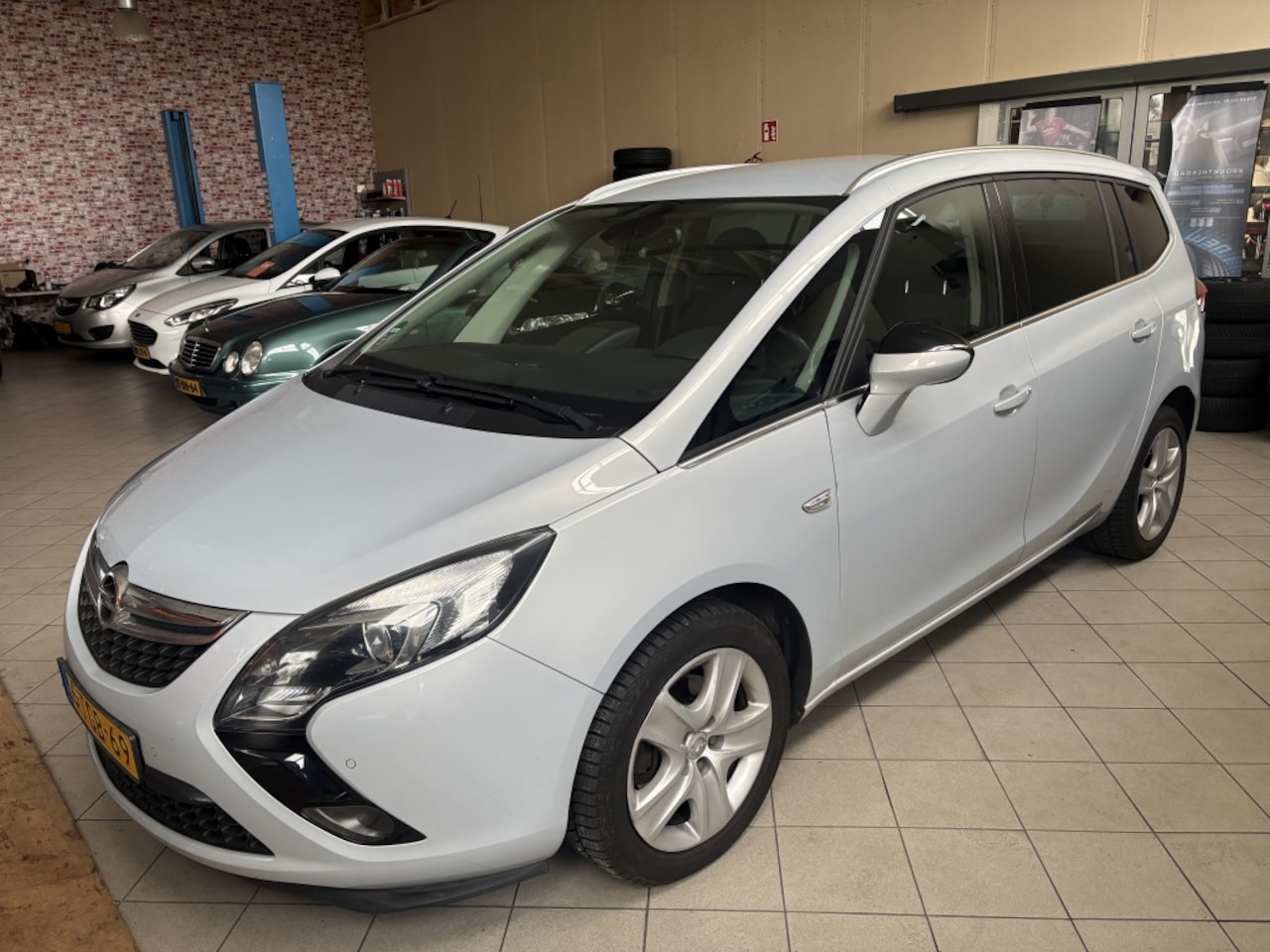 Opel Zafira Tourer - 1.6 CNG Des. Ed. 7p. - AutoWereld.nl