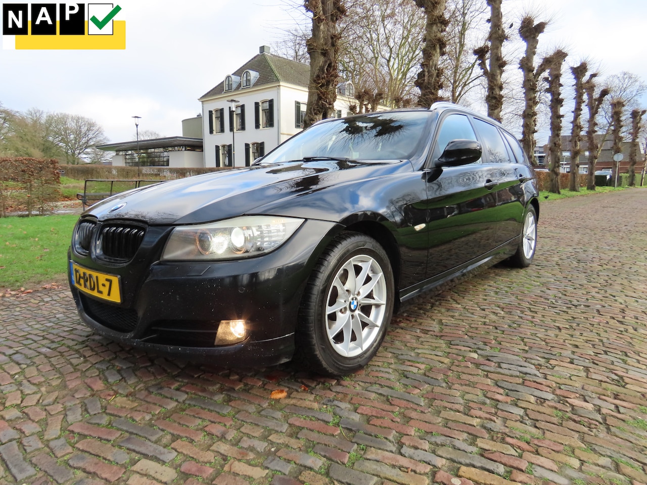 BMW 3-serie Touring - 318i Corporate Lease Luxury Line Ecc Cruisecontrol Navigatie Leer xenon 6 Bak Isofix Lm Ve - AutoWereld.nl