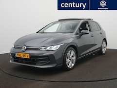 Volkswagen Golf - 1.5 eHybrid Life Edition Panoramadak / Camera / Cruise