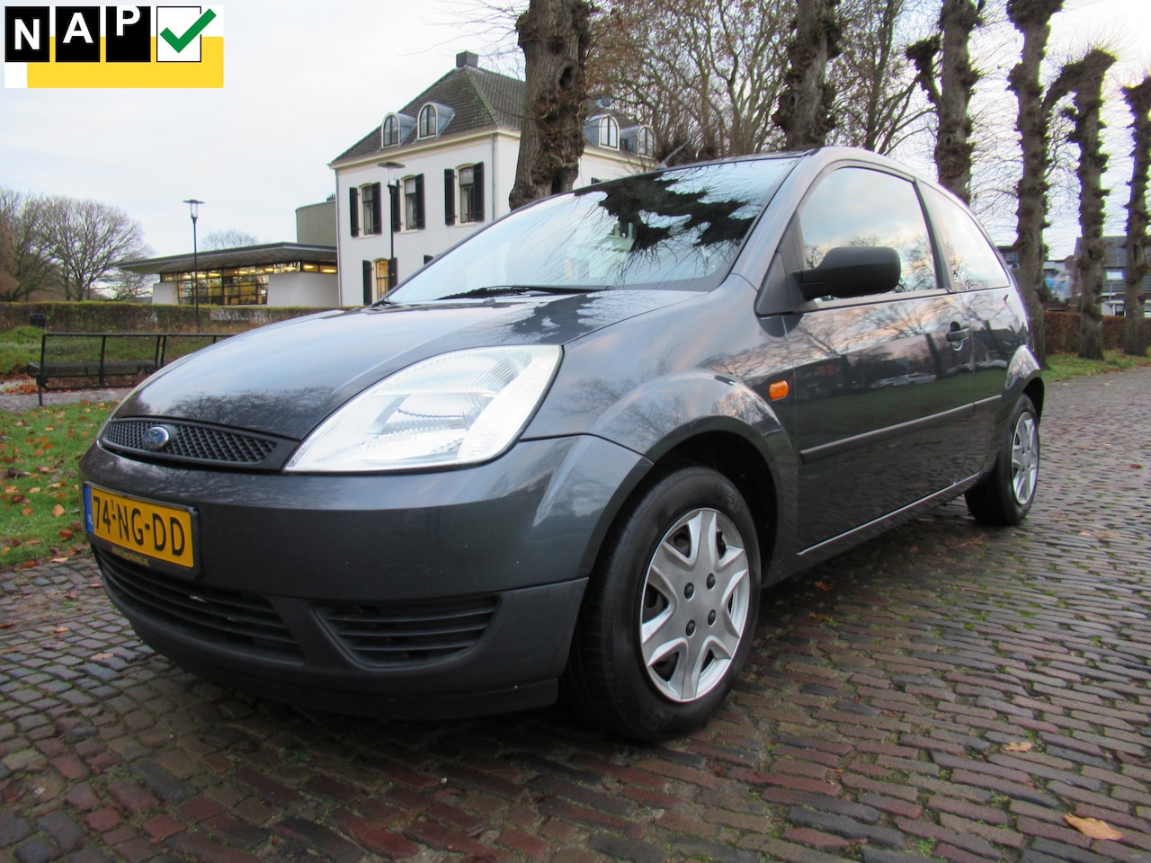 Ford Fiesta - 1.25-16V Celebration Stuurbekrachtiging Trekhaak***Apk t/m 18-11-2025*** - AutoWereld.nl