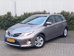 Toyota Auris - 1.8 HYBRID 73KW 5D Aspiration Camera/Navigatie